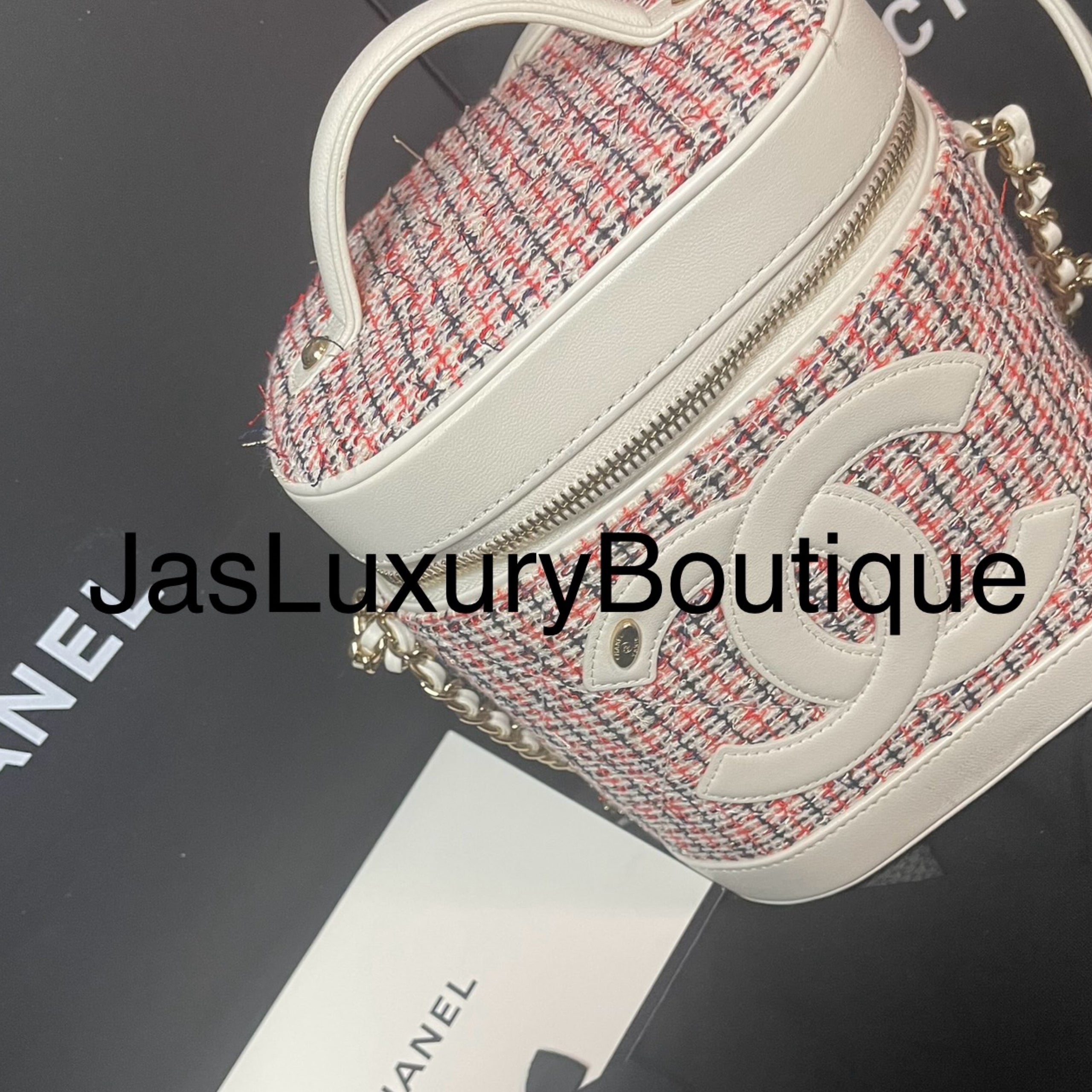 CC Mania Pink Tweed Vanity Case Jasluxuryboutique
